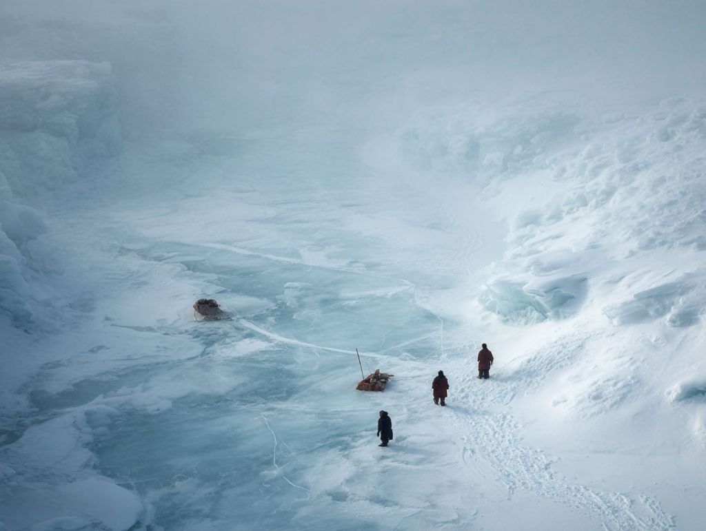 Grupo abandonado en el huelo ártico