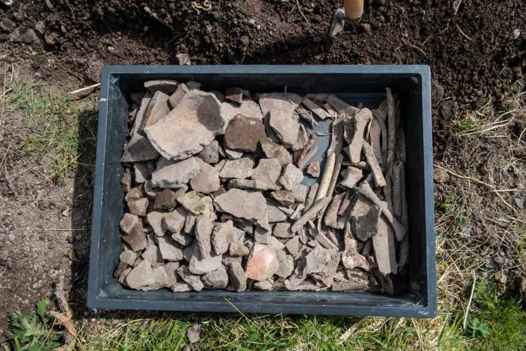 Restos arqueológicos procedentes del antiguo vertedero prehistórico de East Chisenbury