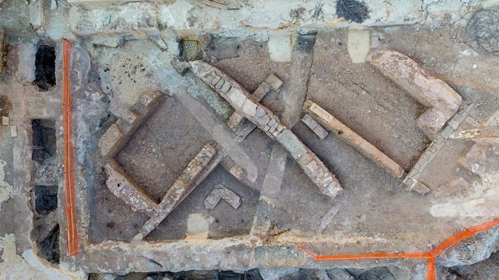 Excavación plaza Venecia