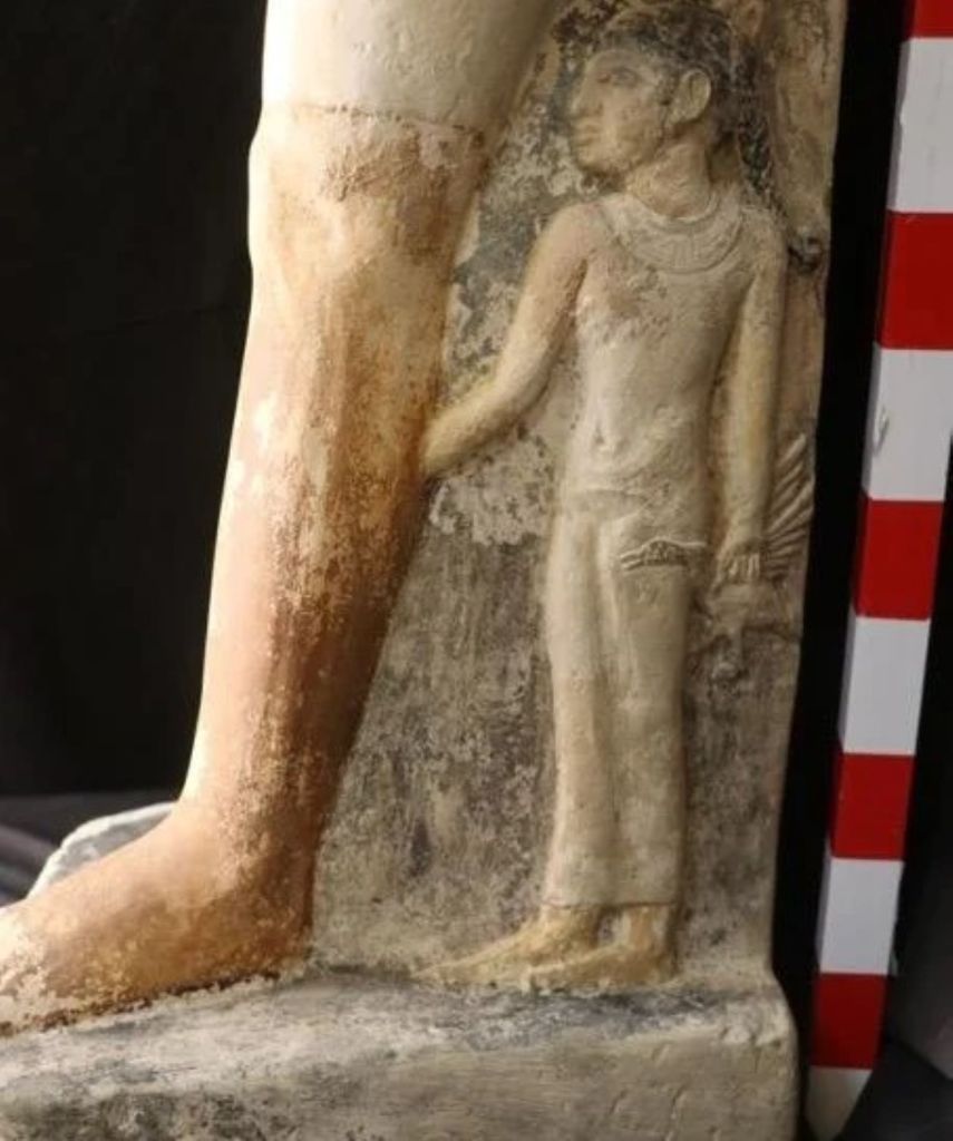 Estatua de Gisr el-Mudir