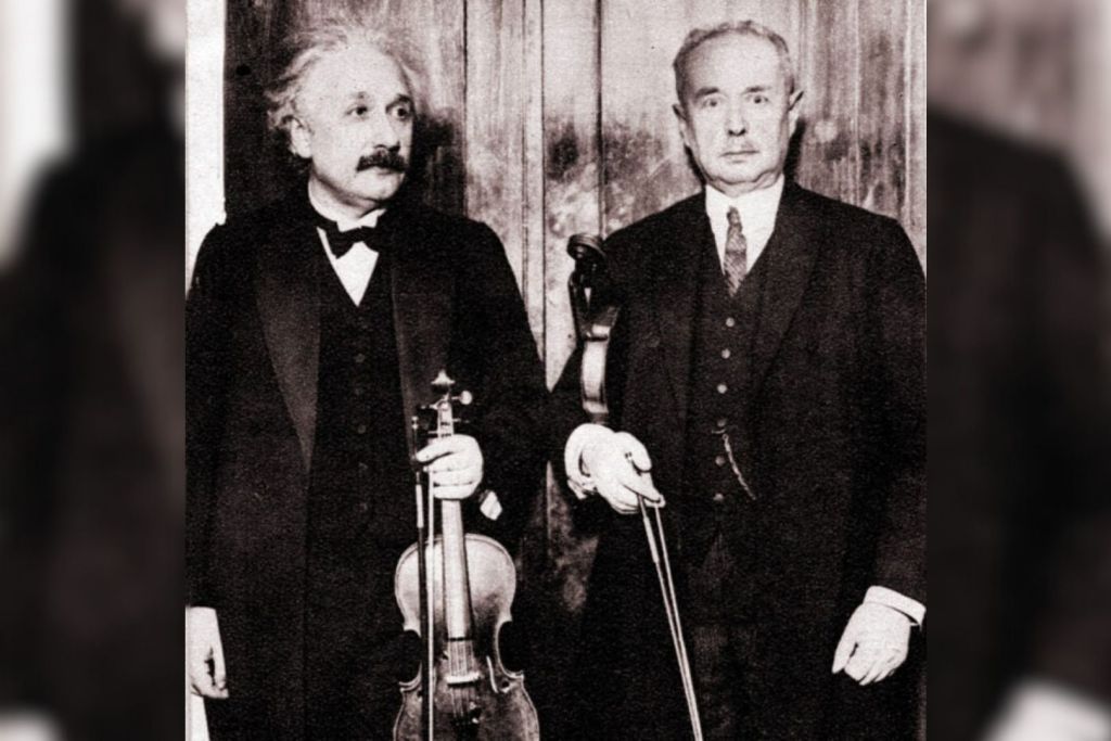Albert Einstein y Louis Lewandowski participaron como violinistas en un concierto benéfico celebrado en 1930 en la Nueva Sinagoga de Berlín