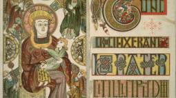 El Libro de Kells se conserva en el Trinity College de Dublín desde el siglo XVII, donde ha permanecido como una de las joyas más admiradas del patrimonio cultural irlandés