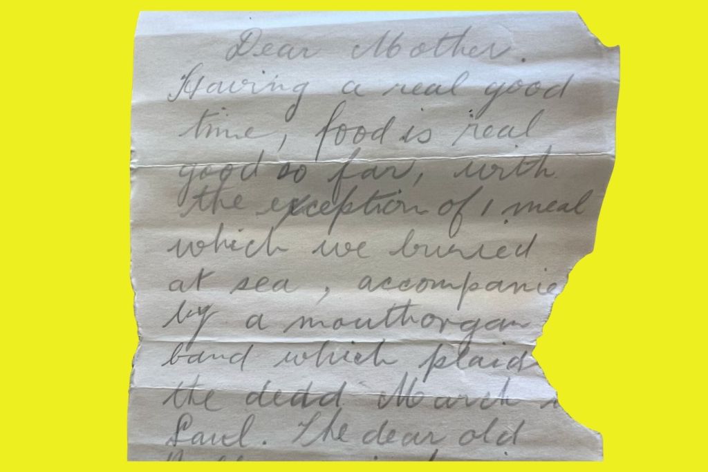Una carta escrita por un soldado a su madre hace 109 años y guardada en una botella ha sido hallada en una playa