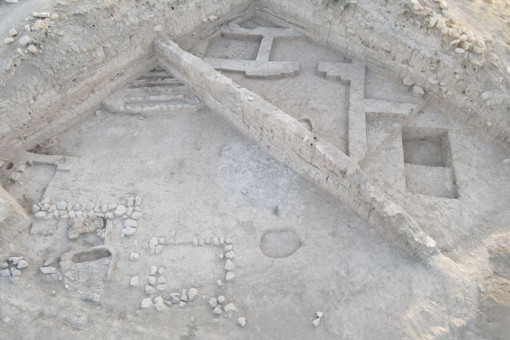 En el yacimiento arqueológico de Kani Shaie, al norte de Irak, los arqueólogos han identificado los restos de una estructura monumental que podría tener más de 5.000 años de antigüedad