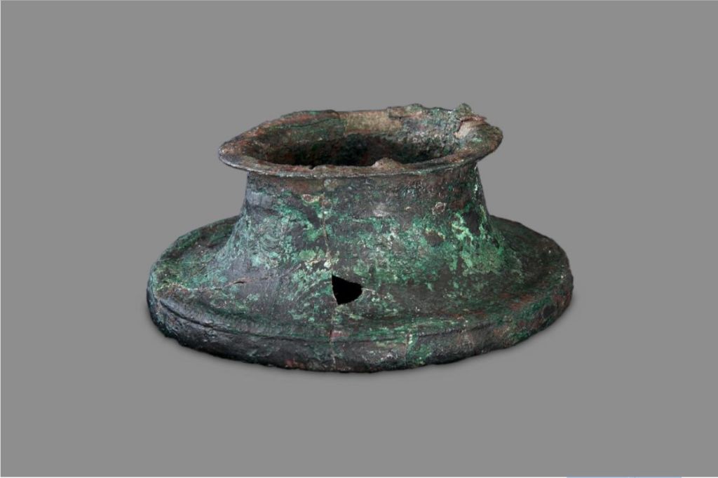 Pie de bronce, Cartago Nova