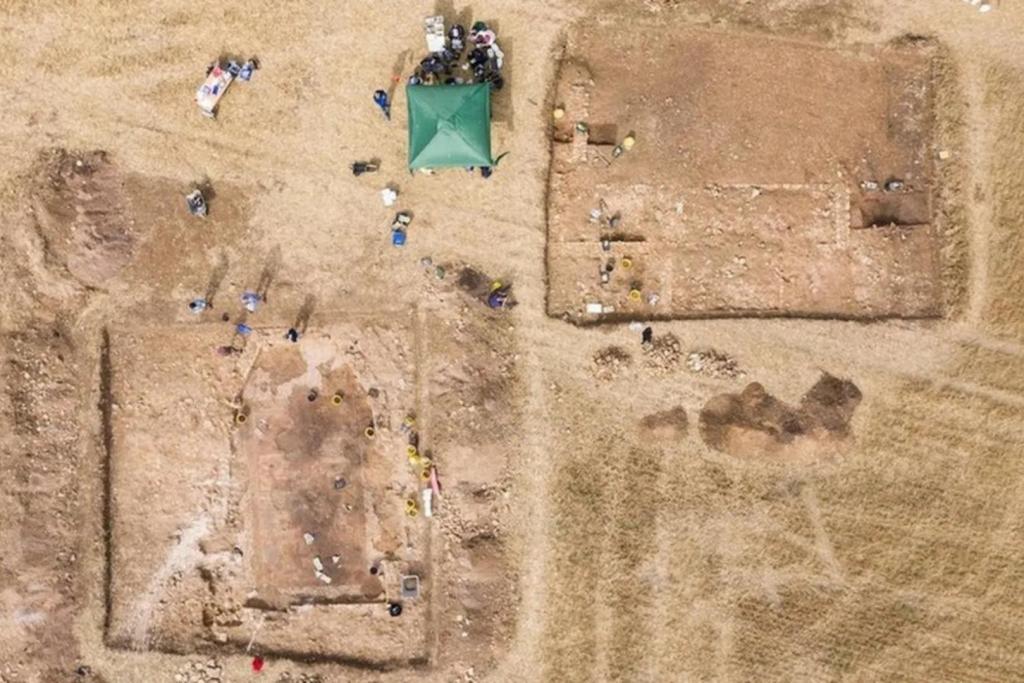 El mosaico pavimentaba una estancia destinada a banquetes y reuniones sociales