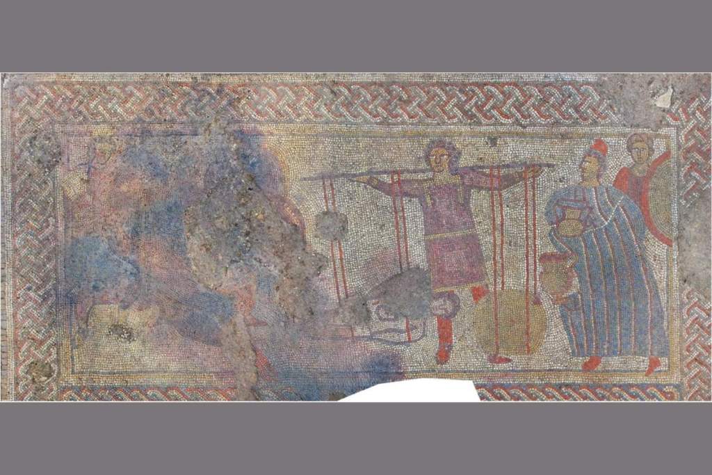 El tercer panel representa al rey Príamo sopesando el cuerpo de su hijo a cambio de oro